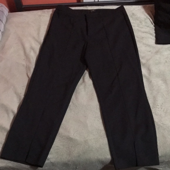 Crosby. Size 12 - Picture 2 of 4